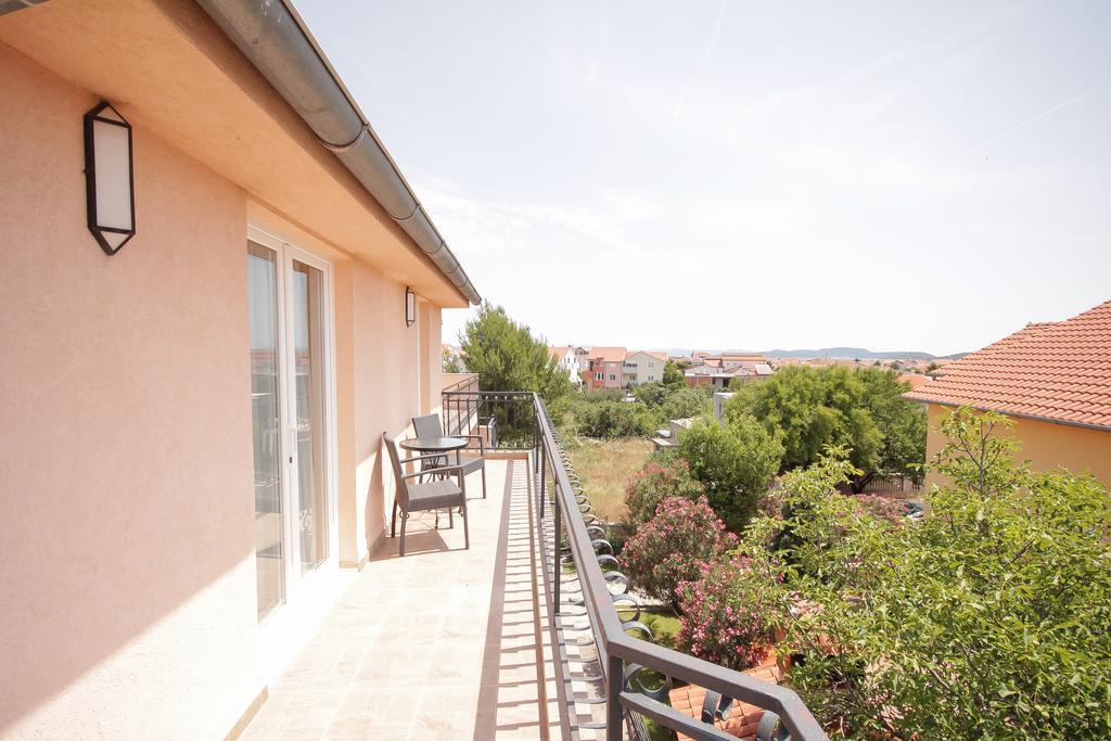 Apartments Villa Jelena فوديس الغرفة الصورة