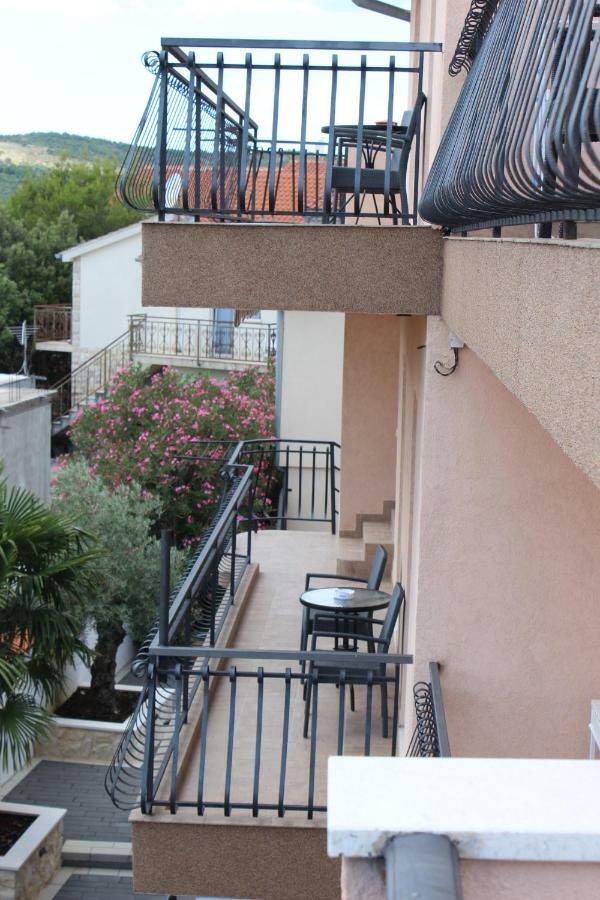 Apartments Villa Jelena فوديس المظهر الخارجي الصورة