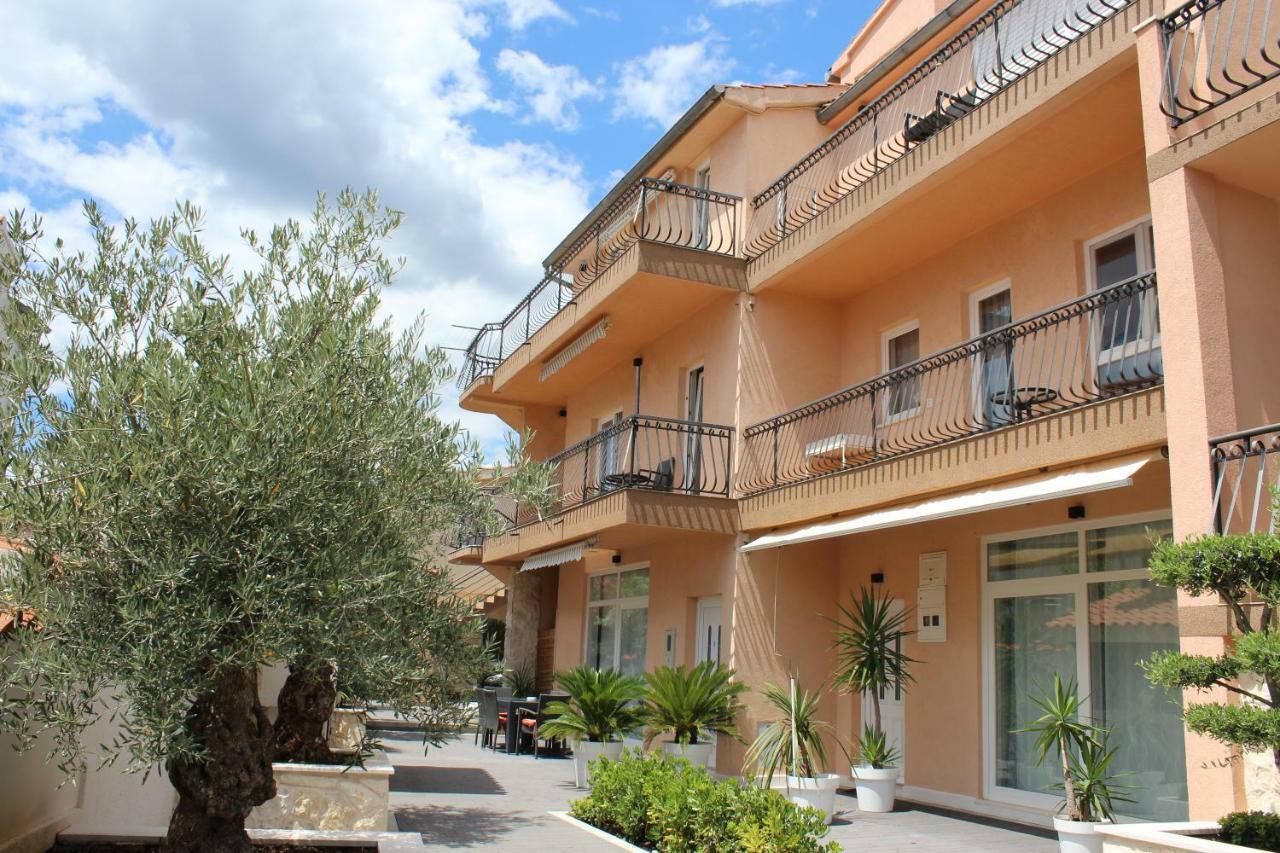 Apartments Villa Jelena فوديس المظهر الخارجي الصورة